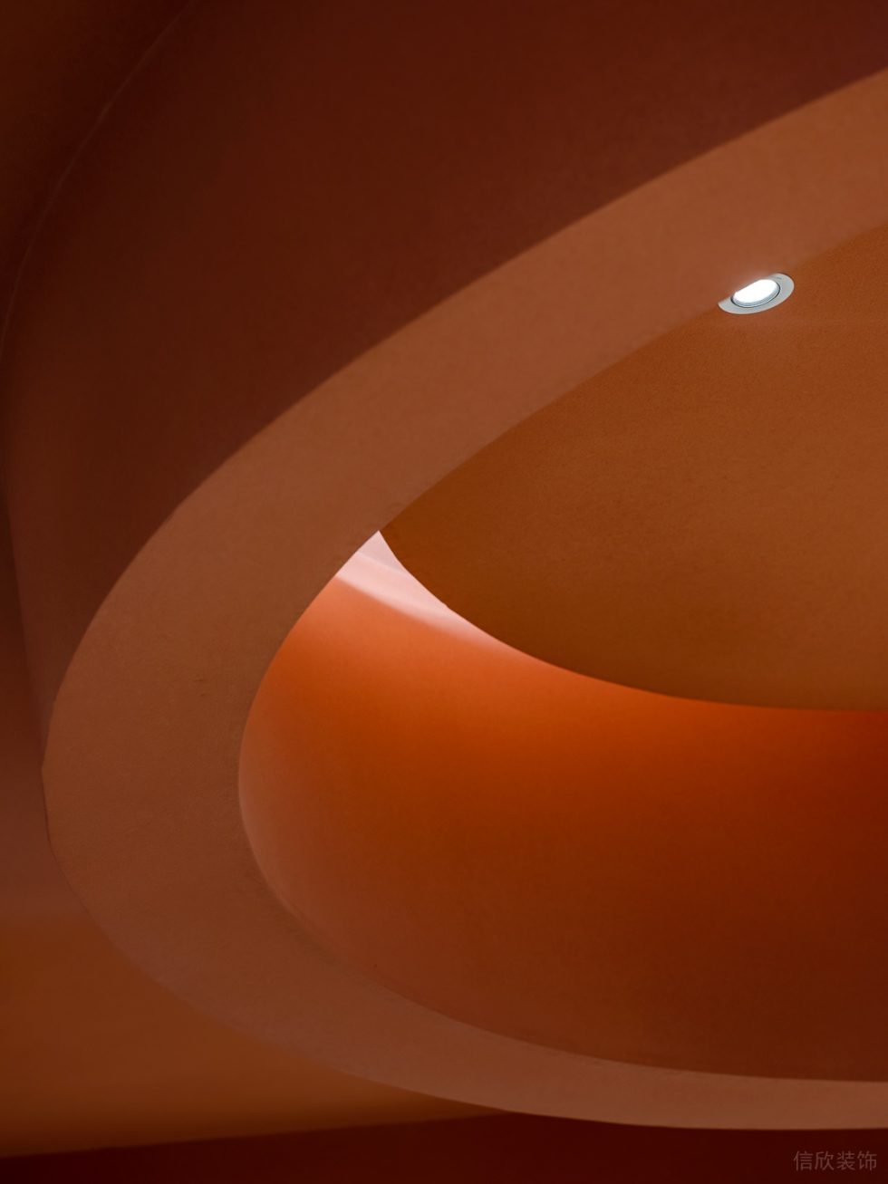 簡約現(xiàn)代風(fēng)餐飲店弧形吊頂裝修設(shè)計